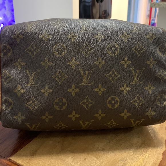 Authentic LV speedy 25 - Picture 3 of 10